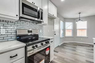 5320 Eagle Heights Dr, Dallas, TX 75212 - Photo 11