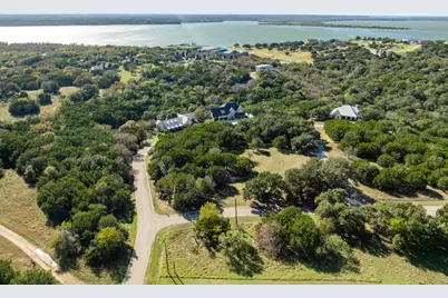 41033 Flagstone Circle, Whitney, TX 76692 - Photo 9