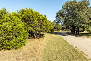 41044 Acorn Ln, Whitney, TX 76692 - Photo 1