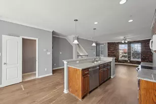 2500 Rockbrook Dr, Lewisville, TX 75067 - Photo 15