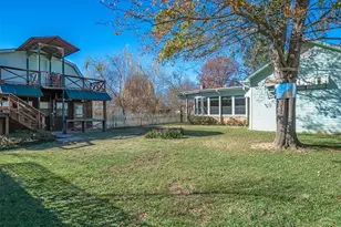 201 S Beech St, Winnsboro, TX 75494 - Photo 29