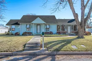 201 S Beech St, Winnsboro, TX 75494 - Photo 1