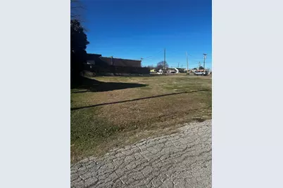 118 W College Street, Mesquite, TX 75149 - Photo 17