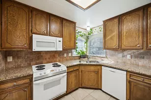 801 College St, Crandall, TX 75114 - Photo 9