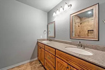 326 Glomin Lane, Pottsboro, TX 75076 - Photo 17