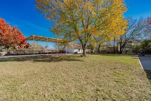 301 E Williams St, Bowie, TX 76230 - Photo 25