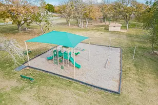 9420 Gleneagles Dr, Granbury, TX 76049 - Photo 23