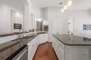 1370 Wildfire Ln, Frisco, TX 75033 - Photo 15