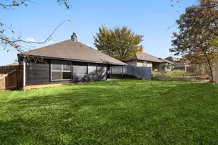 309 Dupont Cir, Fort Worth, TX 76134 - Photo 23