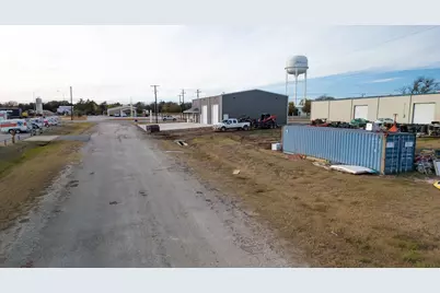 201 Industrial Street Highway, Bonham, TX 75418 - Photo 11