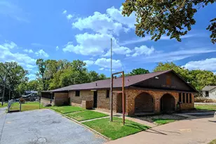 1500 W Crawford St, Denison, TX 75020 - Photo 1