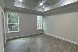 5829 Black Pine Cir, Granbury, TX 76048 - Photo 9