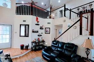 1637 Arbor Ridge Dr, Fort Worth, TX 76112 - Photo 5