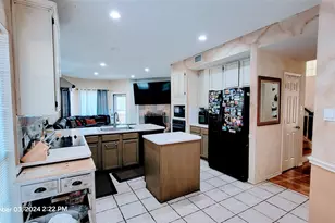 1637 Arbor Ridge Dr, Fort Worth, TX 76112 - Photo 15