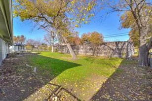 5421 Jerri Ln, Haltom City, TX 76117 - Photo 31