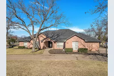 5704 Tee Box Court, Granbury, TX 76049 - Photo 1