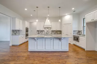 101 Consolation Drive, Millsap, TX 76066 - Photo 5