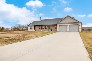 101 Consolation Dr, Millsap, TX 76066 - Photo 1
