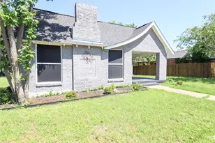 2208 N Sylvania Ave, Fort Worth, TX 76111 - Photo 3