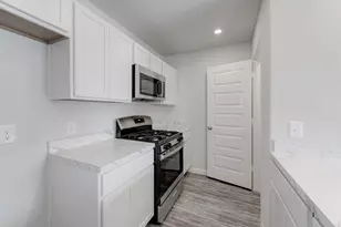 402 Lens St, Eastland, TX 76448 - Photo 19