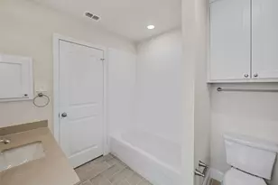 1505 Pegasus Dr, Lancaster, TX 75134 - Photo 3