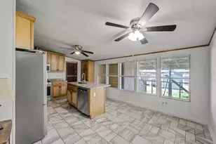 7442 Cottonwood Creek Rd, Fort Worth, TX 76135 - Photo 9