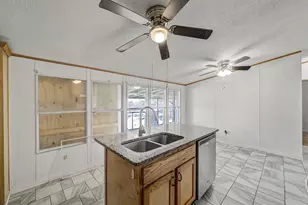 7442 Cottonwood Creek Rd, Fort Worth, TX 76135 - Photo 15