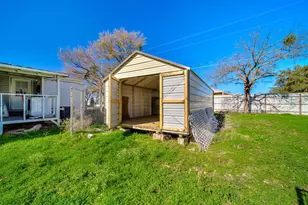 7442 Cottonwood Creek Rd, Fort Worth, TX 76135 - Photo 29