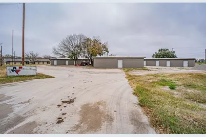 715 Sheehan, Dublin, TX 76446 - Photo 7