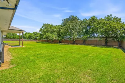 1937 N Dale Avenue, Stephenville, TX 76401 - Photo 5