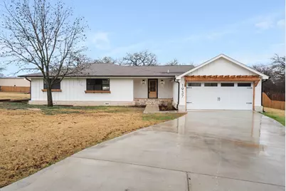 1937 N Dale Avenue, Stephenville, TX 76401 - Photo 1