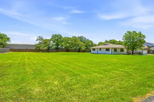 1937 N Dale Ave, Stephenville, TX 76401 - Photo 9