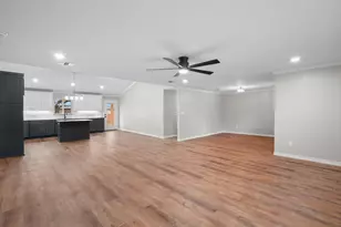 1937 N Dale Ave, Stephenville, TX 76401 - Photo 13