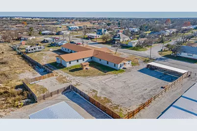 202 E Clinton Street, Dublin, TX 76446 - Photo 5
