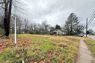 2205 Bonham St, Paris, TX 75460 - Photo 1