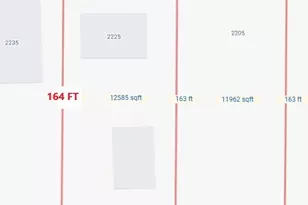 2225 Bonham St, Paris, TX 75460 - Photo 9