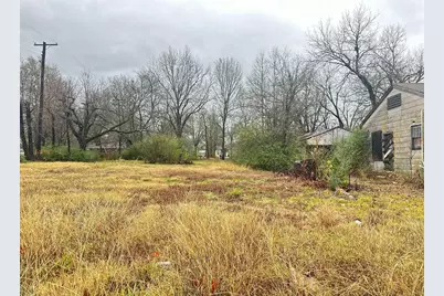 2225 Bonham Street, Paris, TX 75460 - Photo 3