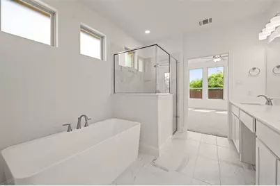 947 Richard Pittmon Drive, DeSoto, TX 75115 - Photo 23