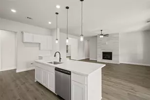 951 Richard Pittmon Dr, DeSoto, TX 75115 - Photo 15