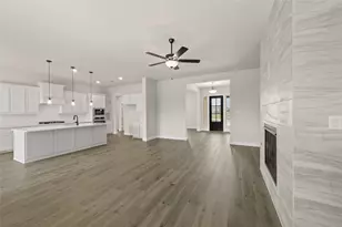 951 Richard Pittmon Dr, DeSoto, TX 75115 - Photo 13