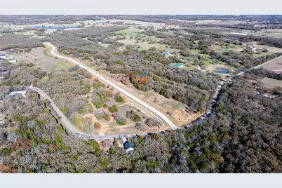 4 Shady Oak Lane, Valley View, TX 76272 - Photo 5