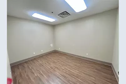 214 E California Street #B, Gainesville, TX 76240 - Photo 17