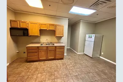 214 E California Street #B, Gainesville, TX 76240 - Photo 13