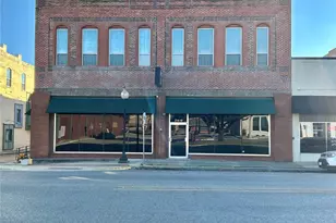 214 E California St, Gainesville, TX 76240 - Photo 1