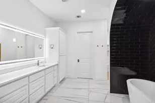 2409 Candlestick Dr, Granbury, TX 76049 - Photo 29