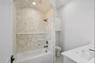 2409 Candlestick Dr, Granbury, TX 76049 - Photo 19