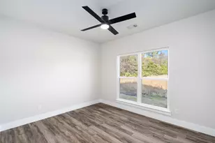 304 Kelcey Ct, Trenton, TX 75490 - Photo 9