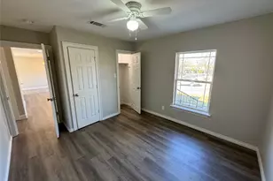 320 W Washington St, Sherman, TX 75090 - Photo 11