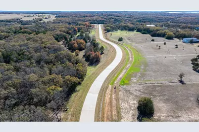 24 Shady Oak Lane, Valley View, TX 76272 - Photo 9