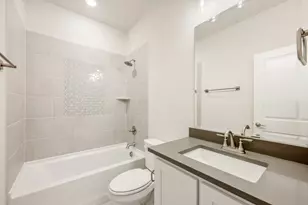 329 Sparkling Spgs Dr, Waxahachie, TX 75165 - Photo 33